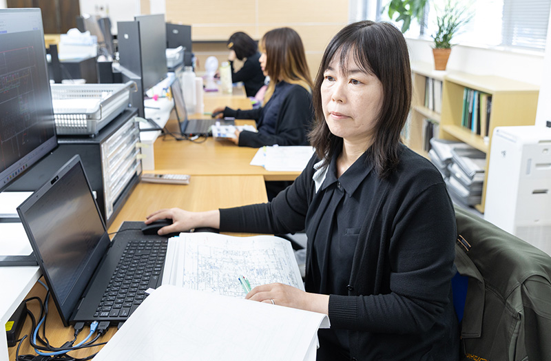 インタビューイメージ03：穴田